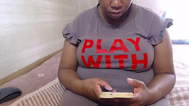 FlavoredNia online show from December 9, 2024, 10:00 am