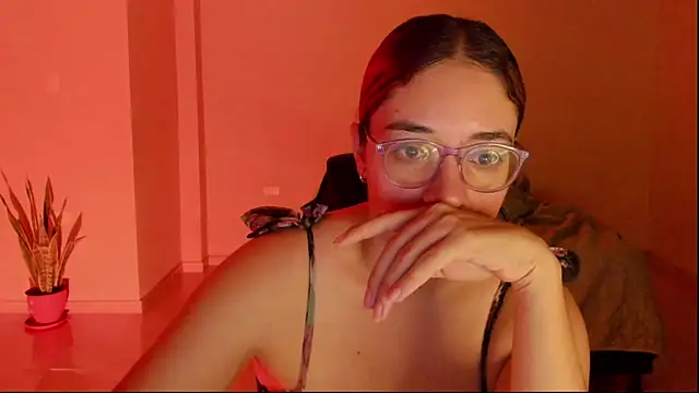 atenas 05  online show from March 4, 2026, 9:26 am