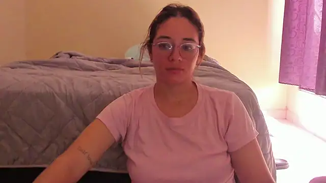 atenas 05  online show from May 3, 2026, 2:56 pm