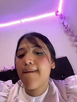 alisson carolina73 online show from February 13, 2025, 3:29 am