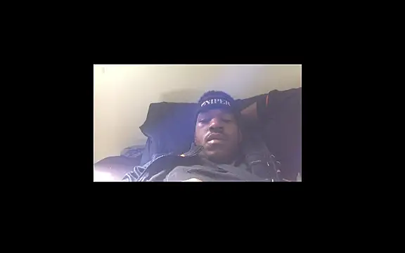 Snapshot of POPAYE972 chatting on June 16, 2026, 10:29 am POPAYE972 online show from June 16, 2026, 10:29 am