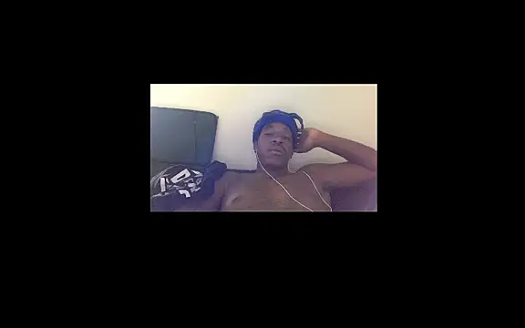 Snapshot of POPAYE972 chatting on June 26, 2026, 12:42 pm POPAYE972 online show from June 26, 2026, 12:42 pm