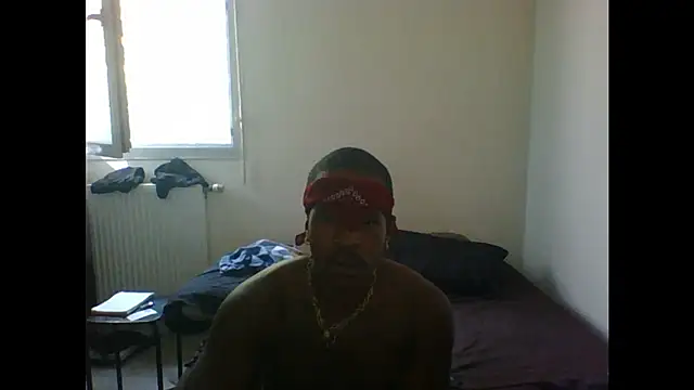 Snapshot of POPAYE972 chatting on July 16, 2026, 2:23 pm POPAYE972 online show from July 16, 2026, 2:23 pm