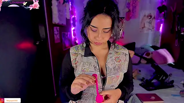 Snapshot of kiki_cavilll chatting on March 18, 2025, 2:59 pm kiki cavilll online show from March 18, 2025, 2:59 pm