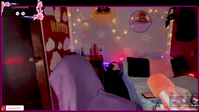 Snapshot of kiki_cavilll chatting on September 10, 2025, 3:01 pm kiki cavilll online show from September 10, 2025, 3:01 pm