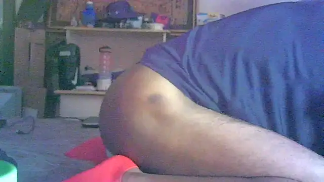 Snapshot of DI4MOND_FIR3 chatting on May 3, 2026, 8:59 pm DI4MOND FIR3 online show from May 3, 2026, 8:59 pm