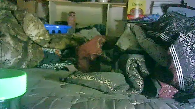 Snapshot of DI4MOND_FIR3 chatting on June 4, 2026, 2:39 am DI4MOND FIR3 online show from June 4, 2026, 2:39 am