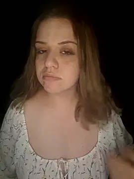 cansuozell online show from November 12, 2025, 7:35 pm