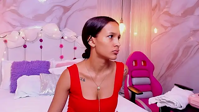 Snapshot of Carohorny4u chatting on September 24, 2025, 12:30 pm Carohorny4u online show from September 24, 2025, 12:30 pm