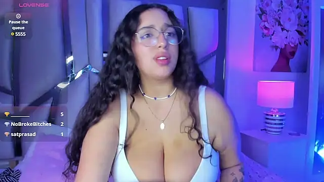 paulette dupont online show from February 12, 2025, 7:02 am