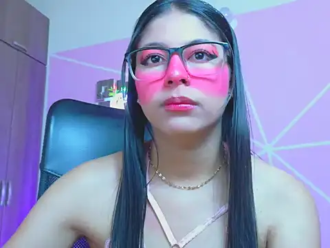  ALLYSON18  online show from April 25, 2026, 11:57 am