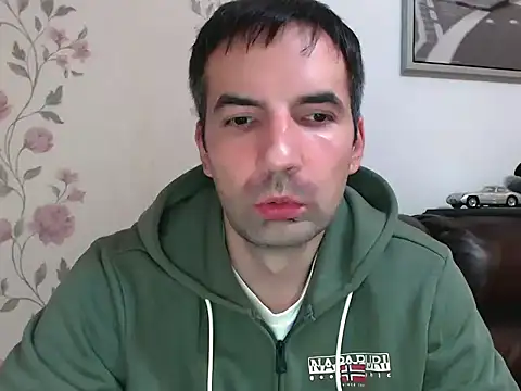 Snapshot of Leo_1617 chatting on November 21, 2025, 11:36 pm Leo 1617 online show from November 21, 2025, 11:36 pm