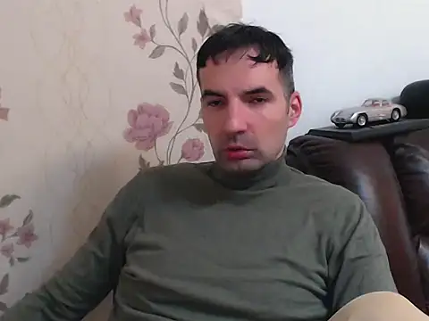 Snapshot of Leo_1617 chatting on March 27, 2026, 12:38 pm Leo 1617 online show from March 27, 2026, 12:38 pm