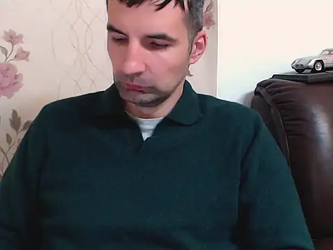 Snapshot of Leo_1617 chatting on March 29, 2026, 3:56 pm Leo 1617 online show from March 29, 2026, 3:56 pm