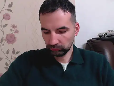 Snapshot of Leo_1617 chatting on April 10, 2026, 8:52 am Leo 1617 online show from April 10, 2026, 8:52 am