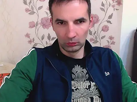 Snapshot of Leo_1617 chatting on April 25, 2026, 9:45 am Leo 1617 online show from April 25, 2026, 9:45 am