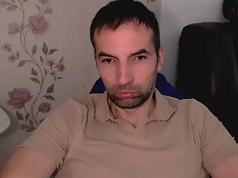 Snapshot of Leo_1617 chatting on May 2, 2026, 10:09 am Leo 1617 online show from May 2, 2026, 10:09 am