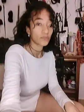 Snapshot of SamaraMartinez chatting on May 10, 2026, 11:04 am SamaraMartinez online show from May 10, 2026, 11:04 am