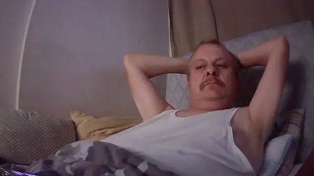 Snapshot of amylrmm1903 chatting on September 9, 2025, 9:14 pm amylrmm1903 online show from September 9, 2025, 9:14 pm