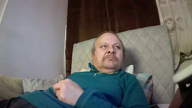 Snapshot of amylrmm1903 chatting on January 11, 2026, 10:20 am amylrmm1903 online show from January 11, 2026, 10:20 am