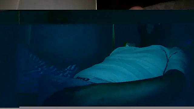 Snapshot of amylrmm1903 chatting on February 17, 2026, 10:01 am amylrmm1903 online show from February 17, 2026, 10:01 am