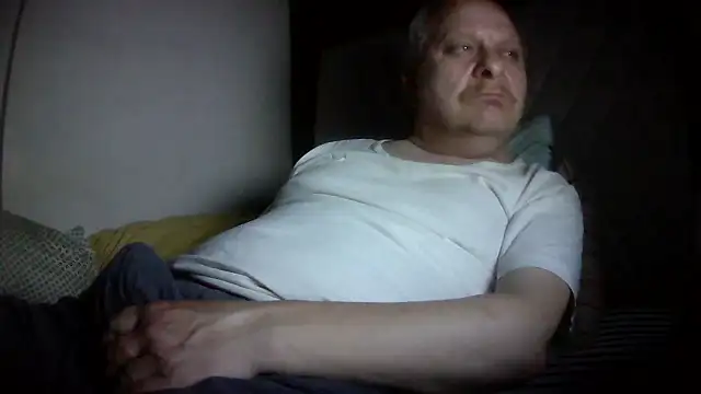 amylrmm1903 online show from May 9, 2026, 12:05 am