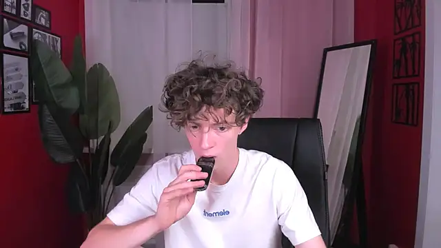 LukeSweet online show from July 29, 2026, 2:59 pm