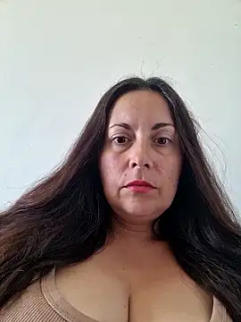 Snapshot of SelieAlMio chatting on May 15, 2026, 11:28 am SelieAlMio online show from May 15, 2026, 11:28 am