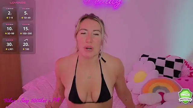 Snapshot of Daisydelicious chatting on June 18, 2026, 8:58 am Daisydelicious online show from June 18, 2026, 8:58 am