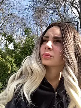 SandraCarter online show from March 13, 2025, 7:09 am