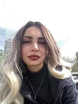 SandraCarter online show from March 22, 2025, 8:08 am