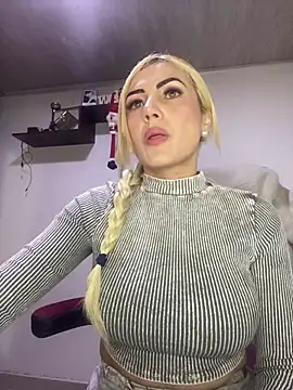 alicev kitty online show from December 19, 2025, 11:50 am