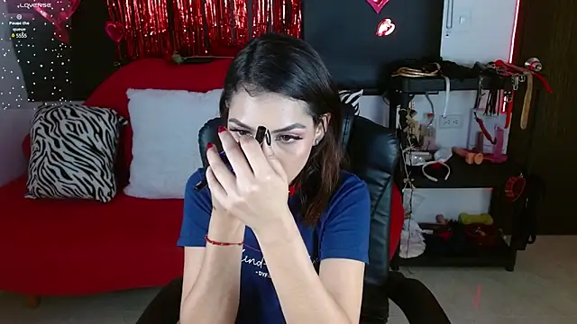 Carolaine69  online show from February 21, 2025, 2:16 pm