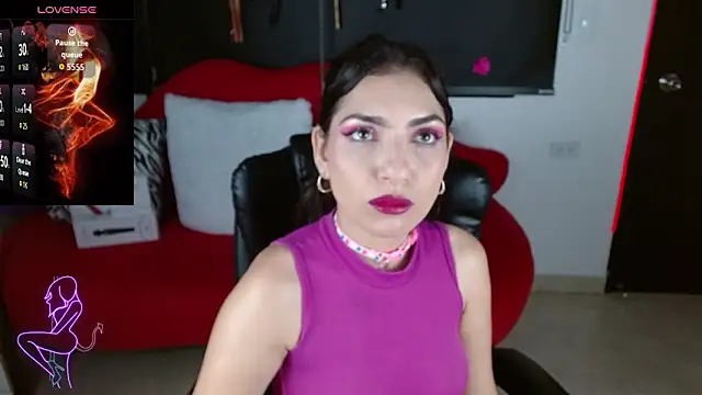 Carolaine69  online show from September 24, 2025, 1:25 pm