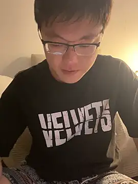 Snapshot of YoY-man chatting on February 2, 2025, 9:08 am YoY-man online show from February 2, 2025, 9:08 am