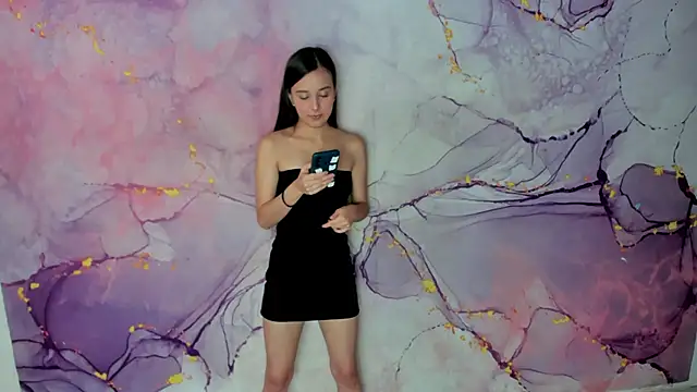 Snapshot of Sweet_nikki_2 chatting on February 5, 2025, 12:20 am Sweet nikki 2 online show from February 5, 2025, 12:20 am