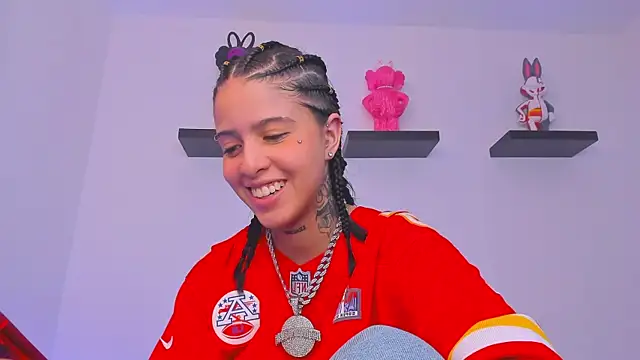 Snapshot of Gangster_Girl chatting on February 27, 2025, 9:58 pm Gangster Girl online show from February 27, 2025, 9:58 pm