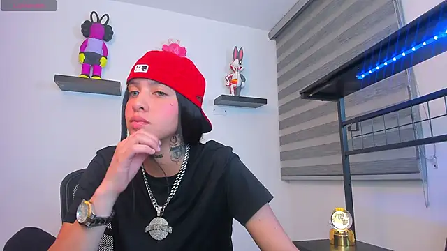 Gangster Girl online show from February 19, 2026, 2:29 am