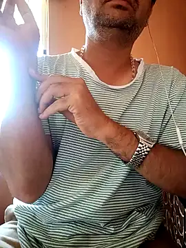 Snapshot of daddy_indian chatting on February 4, 2025, 9:07 am daddy indian online show from February 4, 2025, 9:07 am