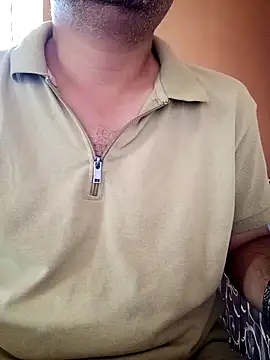 Snapshot of daddy_indian chatting on March 17, 2025, 5:45 am daddy indian online show from March 17, 2025, 5:45 am
