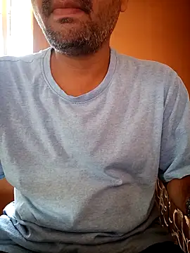 Snapshot of daddy_indian chatting on March 21, 2025, 4:17 am daddy indian online show from March 21, 2025, 4:17 am