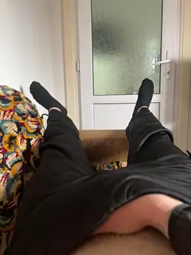 nik99xxx online show from May 17, 2026, 6:33 am