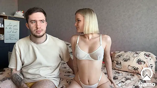 Snapshot of Adelovenick chatting on December 7, 2024, 11:18 am Adelovenick online show from December 7, 2024, 11:18 am