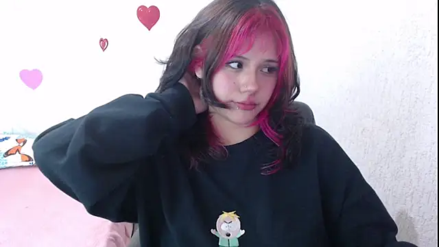 Snapshot of mixie_cute chatting on February 18, 2025, 7:52 pm mixie cute online show from February 18, 2025, 7:52 pm