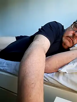 bluangelo online show from March 16, 2025, 3:39 pm