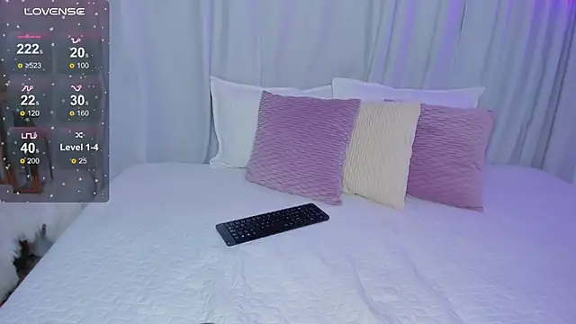 susyy7 online show from February 13, 2025, 3:39 am