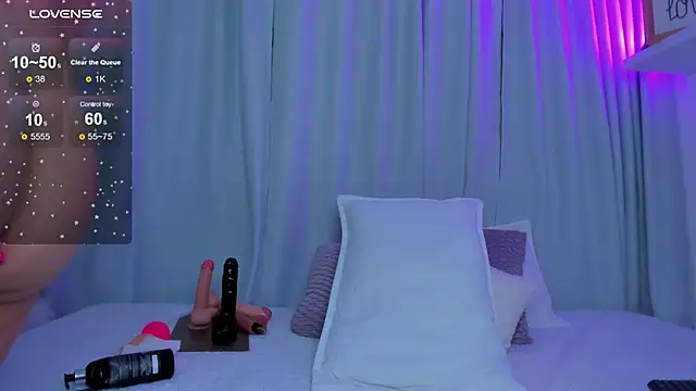 susyy7 online show from March 16, 2025, 9:49 am