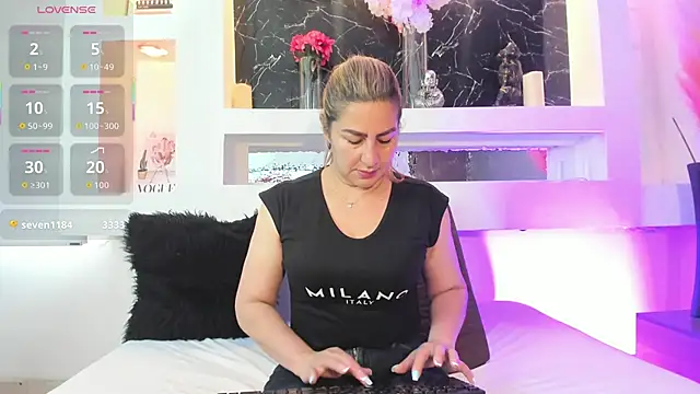 Cinthya mjs online show from May 23, 2026, 12:20 pm