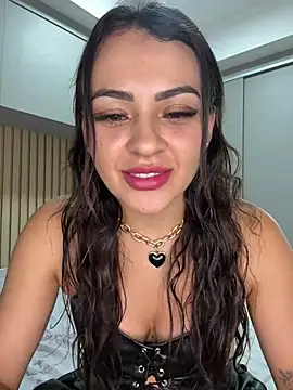 carol amorim online show from December 14, 2024, 2:34 am