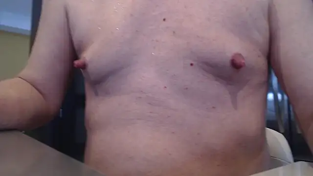 Toy-Daddy online show from December 28, 2024, 6:50 pm